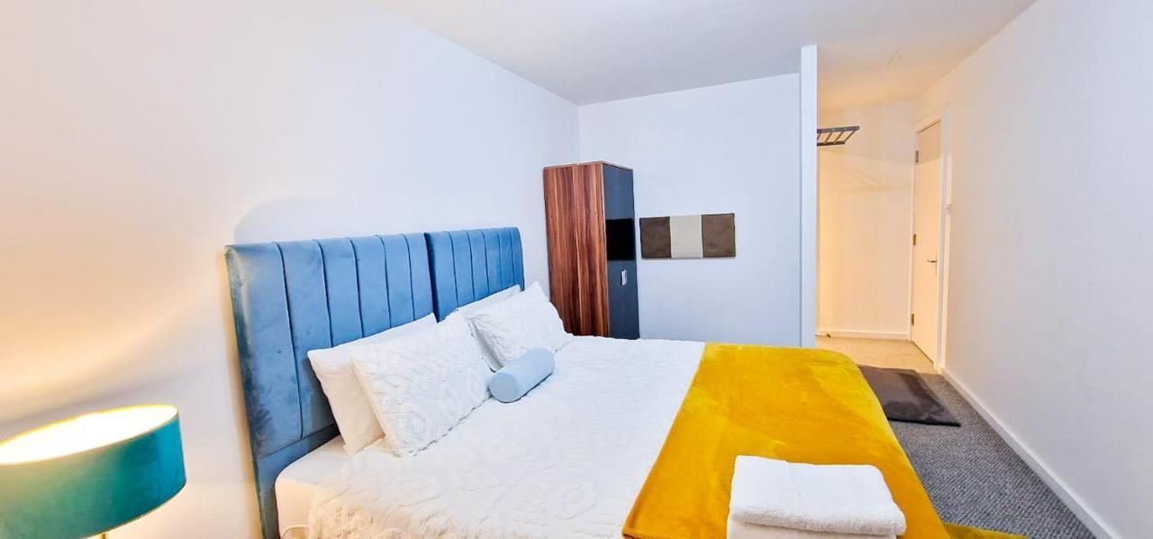 Lovely 2-Bedroom Apartment, Free Parking Manchester Exterior photo